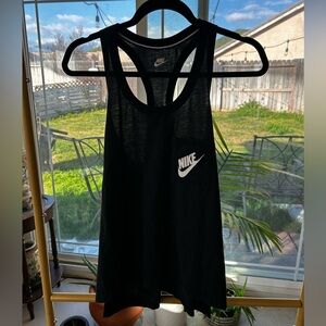 Nike Tank Top 🖤 Size M